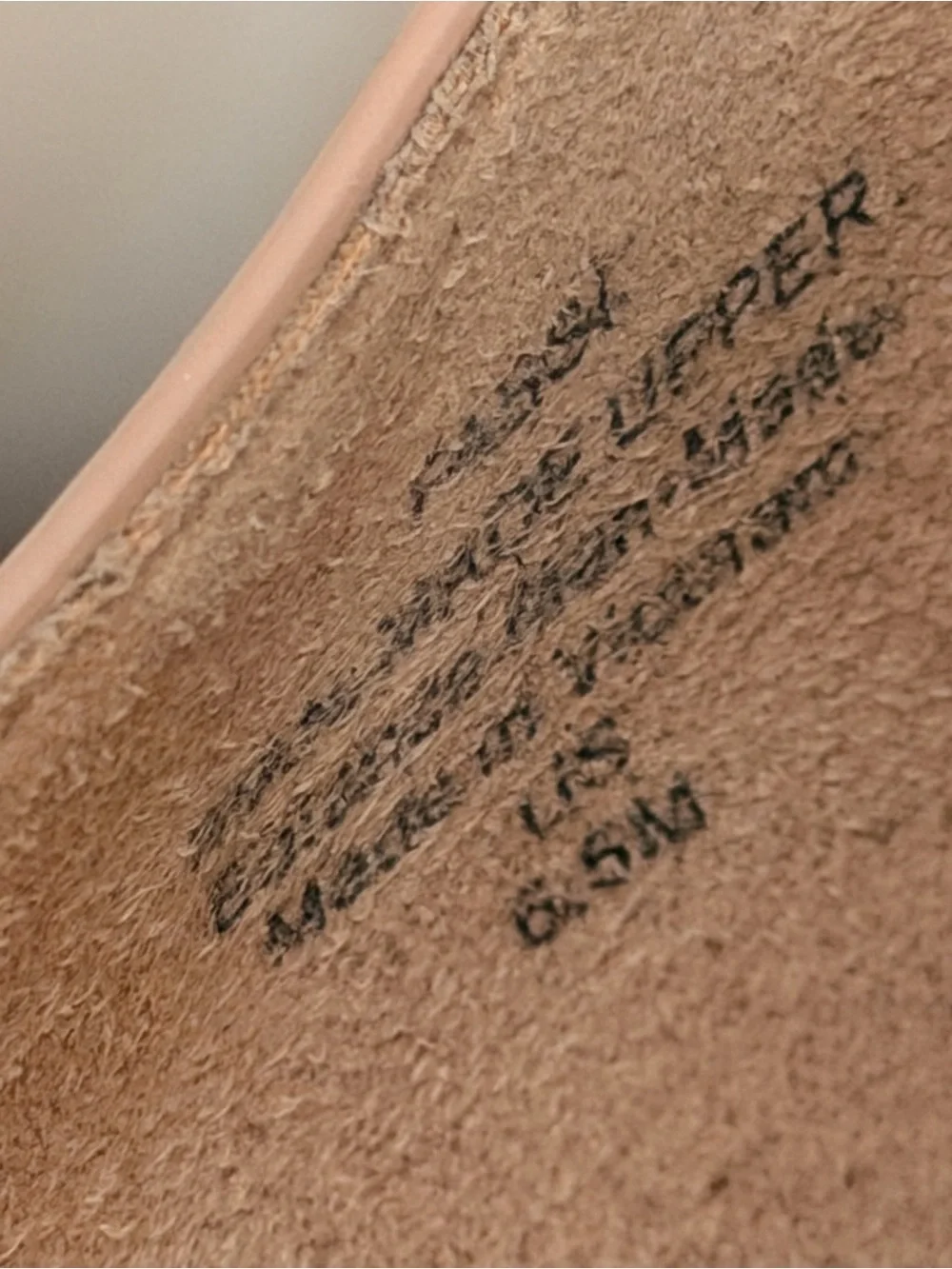 Kelly & Katie Fassi Nude Wedge size 6.5 good condition